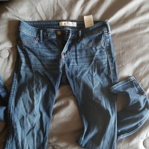 Hollister Jean's w25 l29